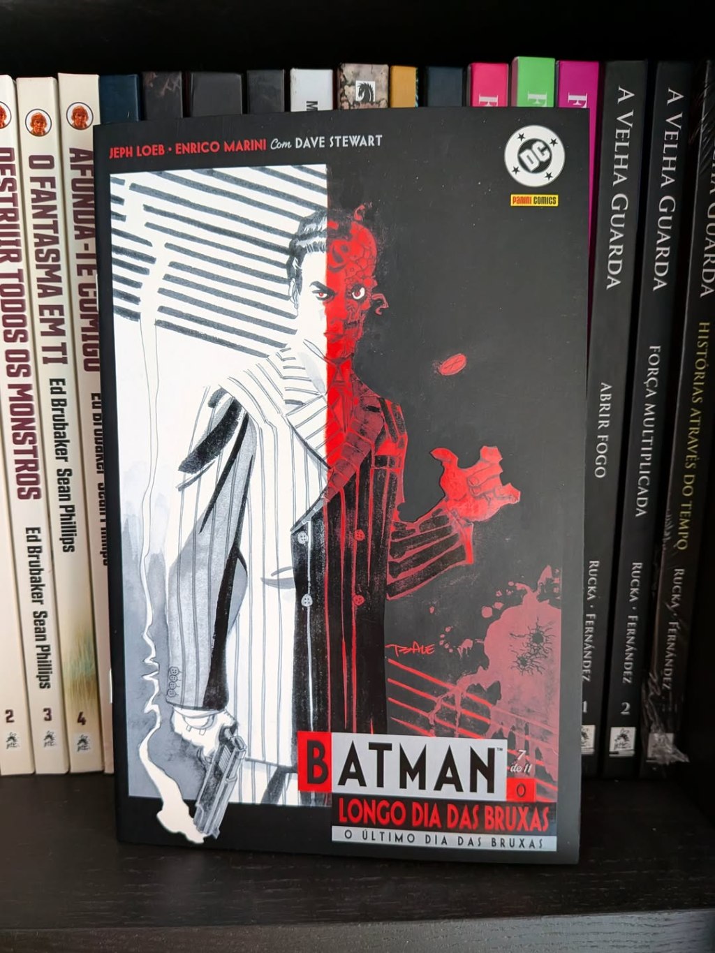 Batman – O Último Dia das Bruxas, Vol. 7