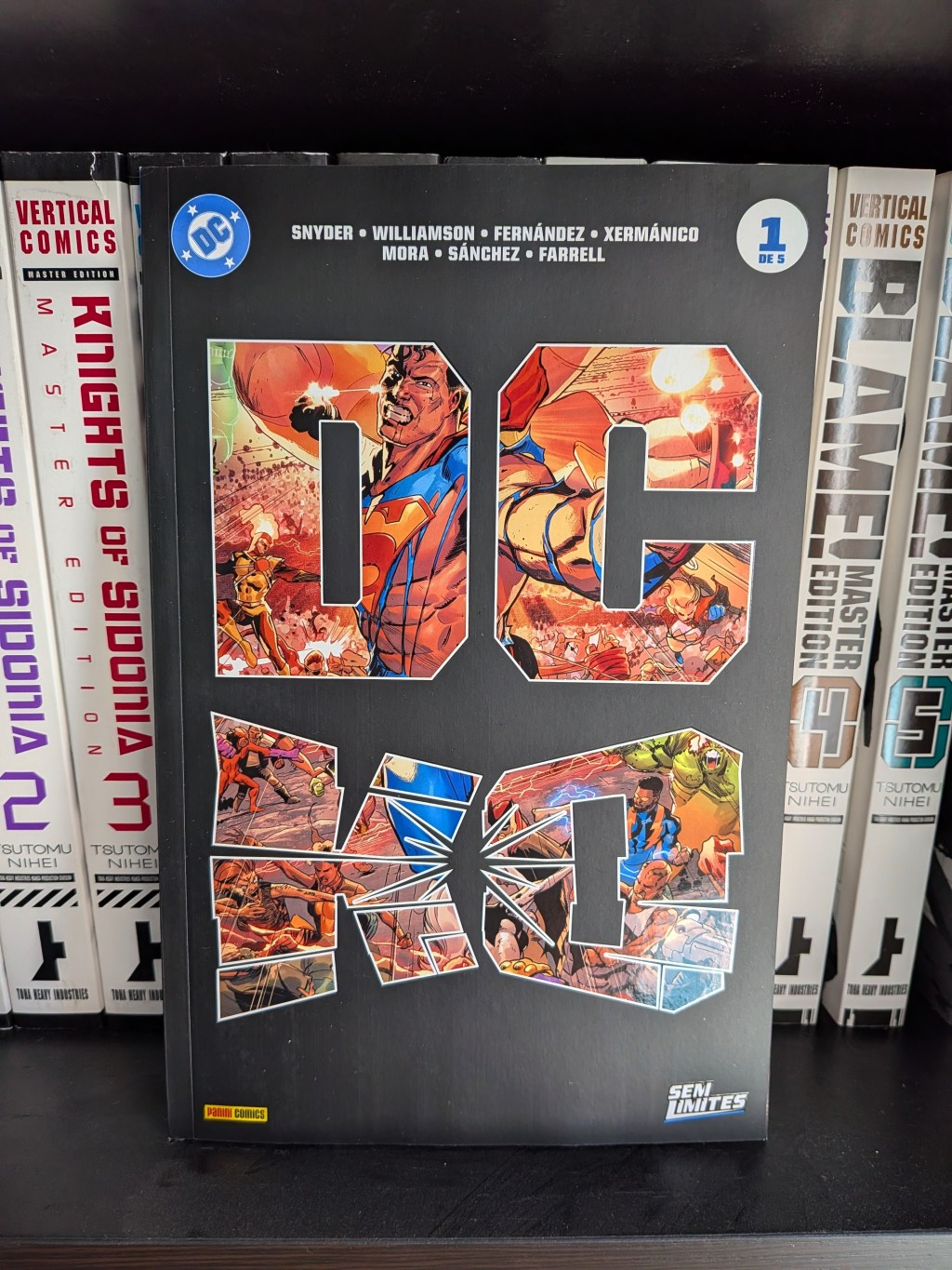 DC K.O. , Vol. 1
